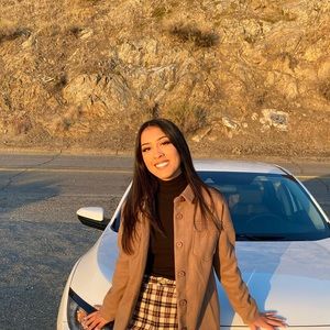 Meet your Posher, Fabiola